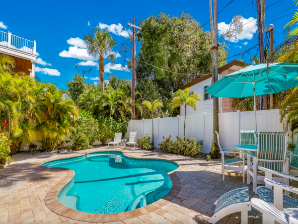 Charming Island Retreat with Private Pool, Steps from the Beach and Pine Avenue