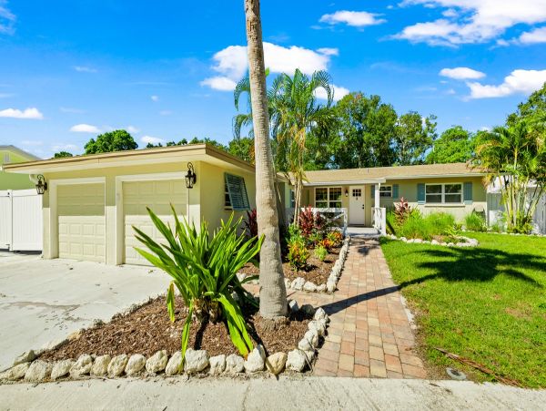 Bradenton Vacation Home Three Bedroom
