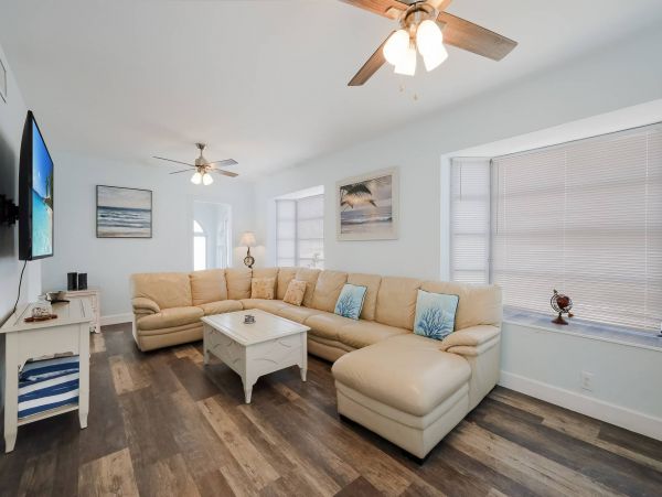 Bradenton Vacation Home Sleeps 8 Guests