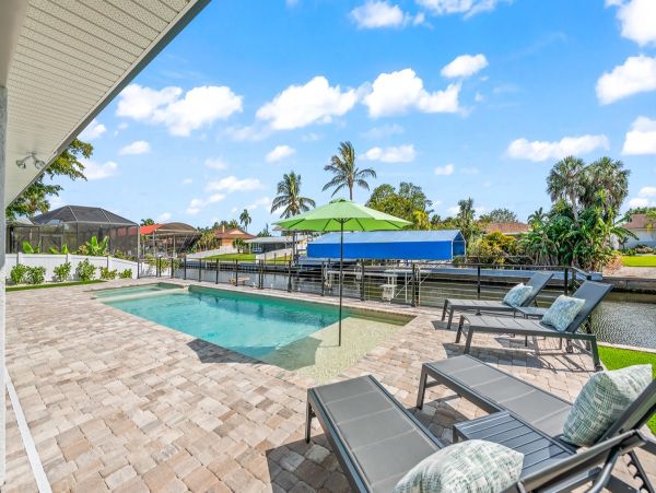 Luxury Canal Front Three Bedroom Rental in Bradenton