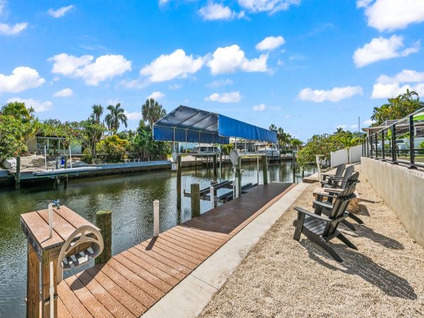 Luxury Canal Front Three Bedroom Rental in Bradenton