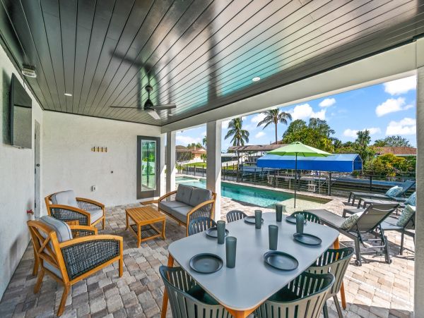 Luxury Canal Front Three Bedroom Rental in Bradenton
