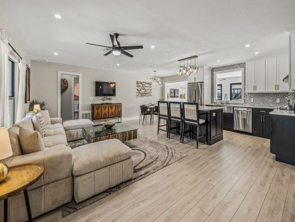 Luxury Canal Front Three Bedroom Rental in Bradenton