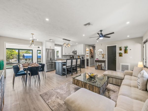 Luxury Canal Front Three Bedroom Rental in Bradenton