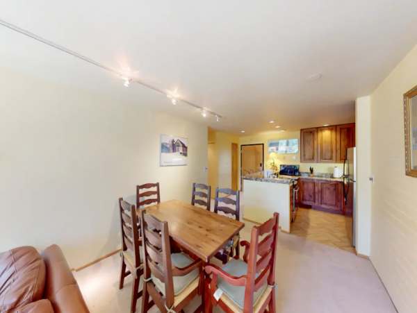 Vail Vacation Condo with 2 Bedrooms