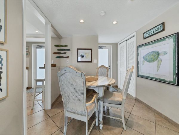 Siesta Key Vacation Condo with 2 Bedrooms