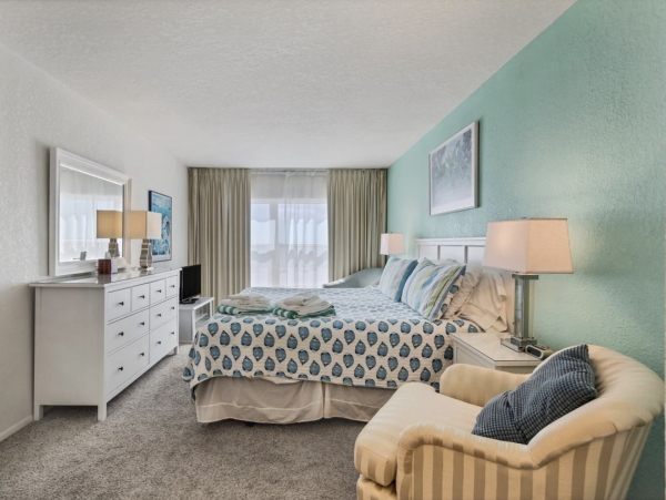 Lovely Condo RIGHT on the Beach! Siesta Key