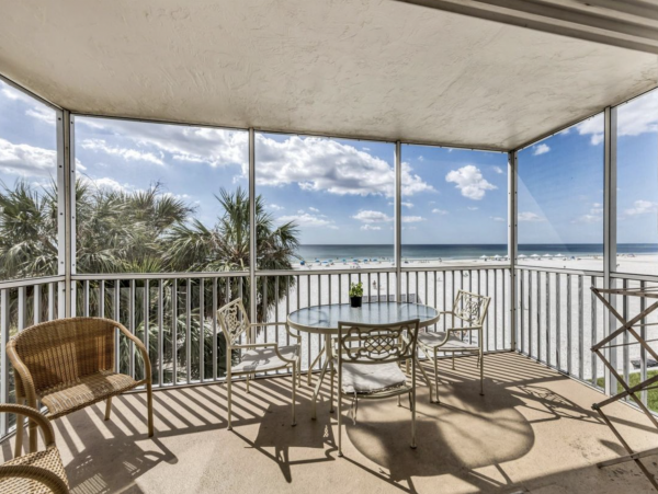 Lovely Condo RIGHT on the Beach! Siesta Key