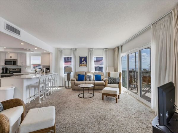 Lovely Condo RIGHT on the Beach! Siesta Key
