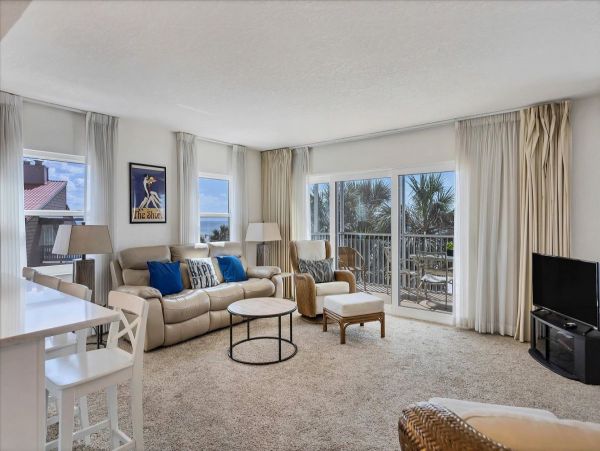 Lovely Condo RIGHT on the Beach! Siesta Key
