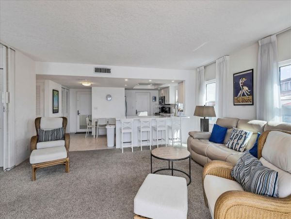 Lovely Condo RIGHT on the Beach! Siesta Key