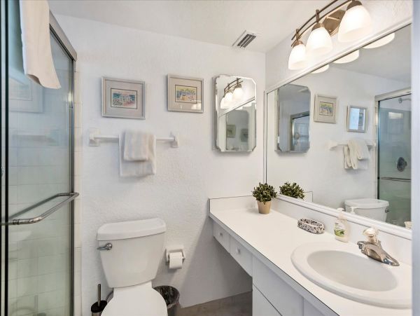 Lovely Condo RIGHT on the Beach! Siesta Key