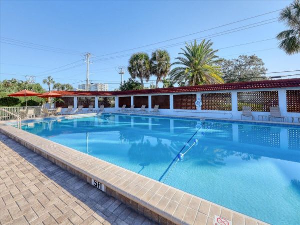 Lovely Condo RIGHT on the Beach! Siesta Key