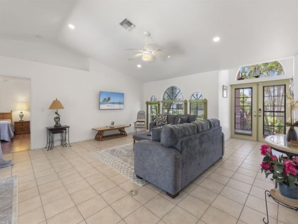 Cape Coral 3 Bedroom Vacation Home with Private Pool NEW ARRIVAL