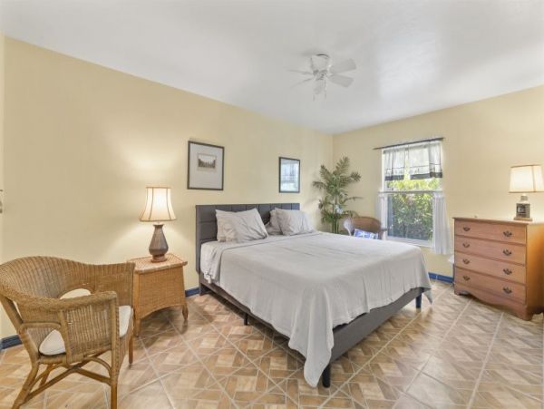 Cape Coral 3 Bedroom Vacation Home with Private Pool NEW ARRIVAL