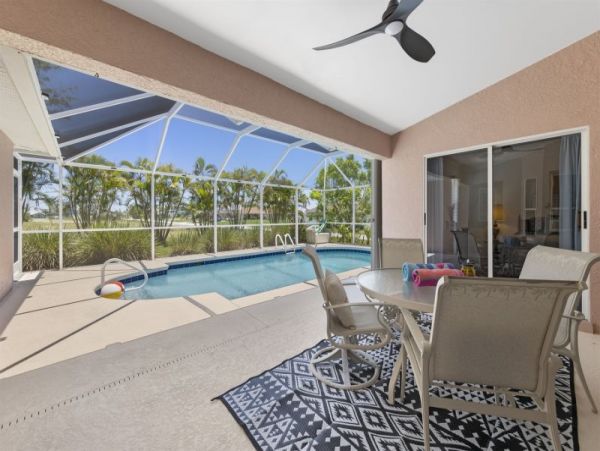 Cape Coral 3 Bedroom Vacation Home with Private Pool NEW ARRIVAL