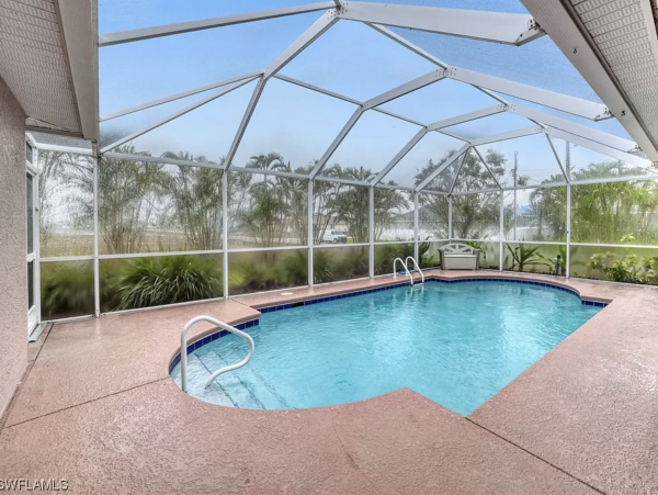Cape Coral 3 Bedroom Vacation Home with Private Pool NEW ARRIVAL