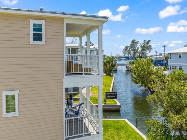 Beautiful Eco-Friendly Vacation Home in Cortez, FL.