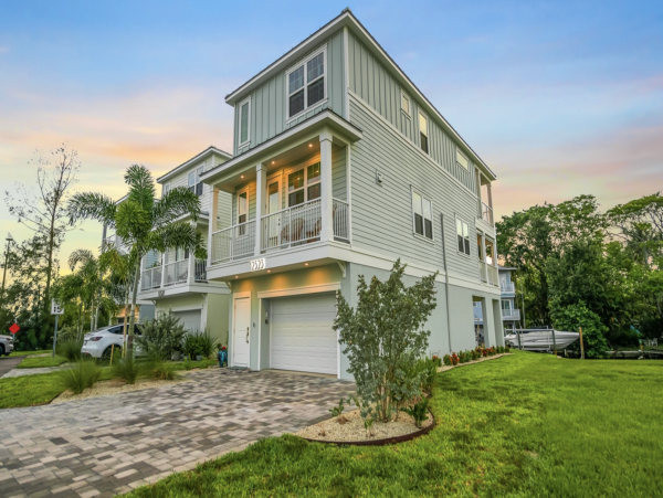 Cortez Vacation Home Short Drive to Beaches or Bike Ride!