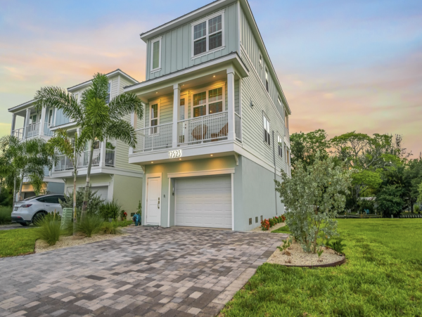 Cortez Vacation Home Short Drive to Beaches or Bike Ride!