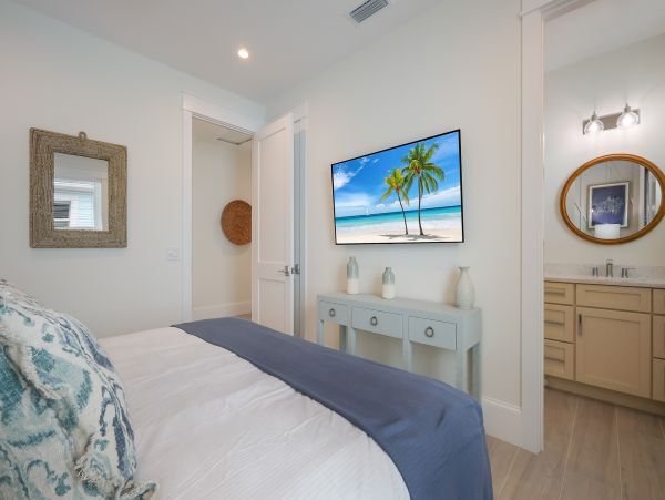 Luxe Coastal Living Just Steps from the Gulf