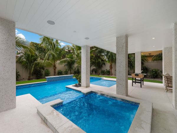 Luxe Coastal Living Just Steps from the Gulf