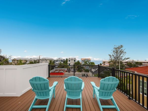 Luxe Coastal Living Just Steps from the Gulf