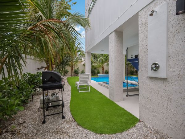 Luxe Coastal Living Just Steps from the Gulf