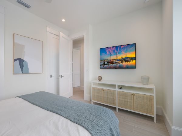 Luxe Coastal Living Just Steps from the Gulf