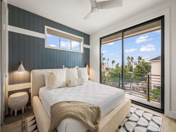 Anna Maria Island Luxury Vacation Rental  7-Bed Gulf Coast Villa with Pool & Rooftop Views