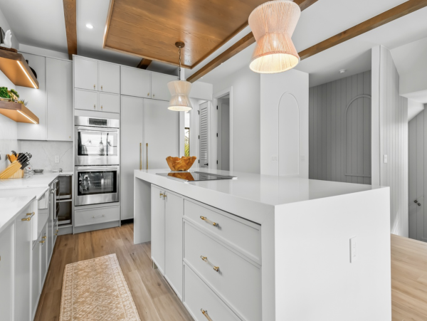 Anna Maria Island Luxury Vacation Rental  7-Bed Gulf Coast Villa with Pool & Rooftop Views