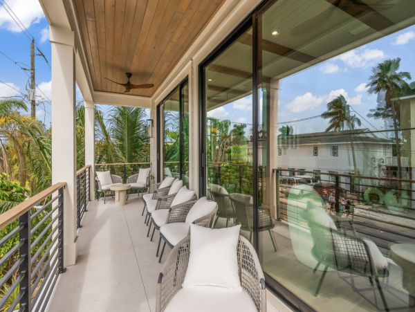 Anna Maria Island Luxury Vacation Rental  7-Bed Gulf Coast Villa with Pool & Rooftop Views
