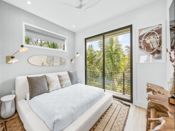 Anna Maria Island Luxury Vacation Rental  7-Bed Gulf Coast Villa with Pool & Rooftop Views