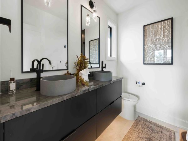 Luxury Holmes Beach Rental Walk to Beach & Rooftop Views