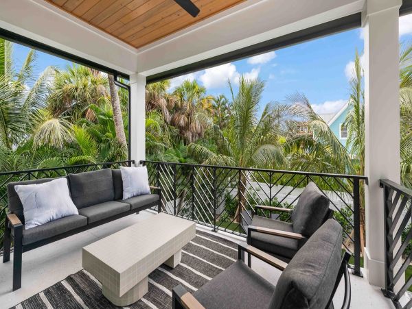 Luxury Holmes Beach Rental Walk to Beach & Rooftop Views