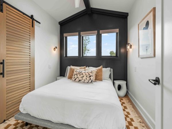 Luxury Holmes Beach Rental Walk to Beach & Rooftop Views