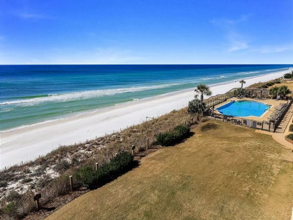 Stunning Beach Views From this Blue Mountain Beach Luxury Condo