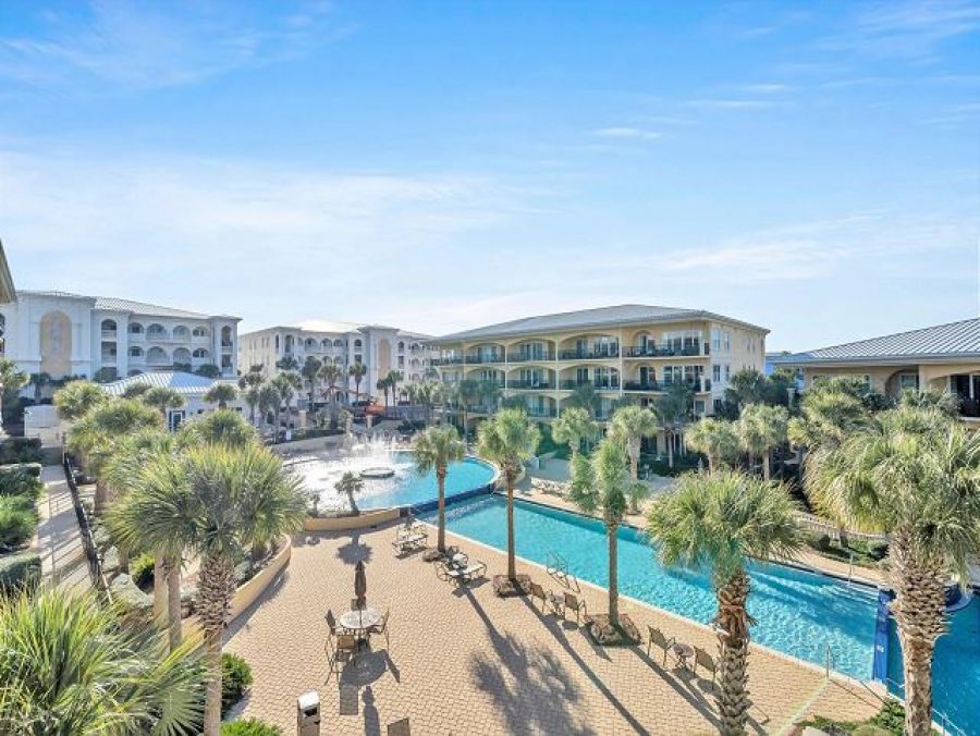 Santa Rosa Beach Vacation Condo with 3 Bedrooms & 2 Pool