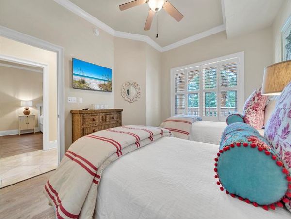 Santa Rosa Beach Vacation Condo with 3 Bedrooms & 2 Pool