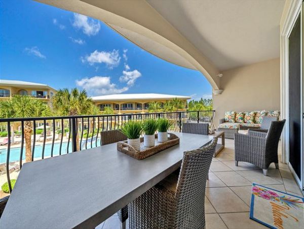 Santa Rosa Beach Vacation Condo with 3 Bedrooms & 2 Pool