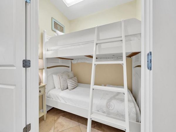 Santa Rosa Beach Vacation Condo with 3 Bedrooms & 2 Pool