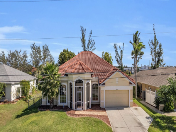 Cape Coral Vacation Rental Pool Home Three Bedroom