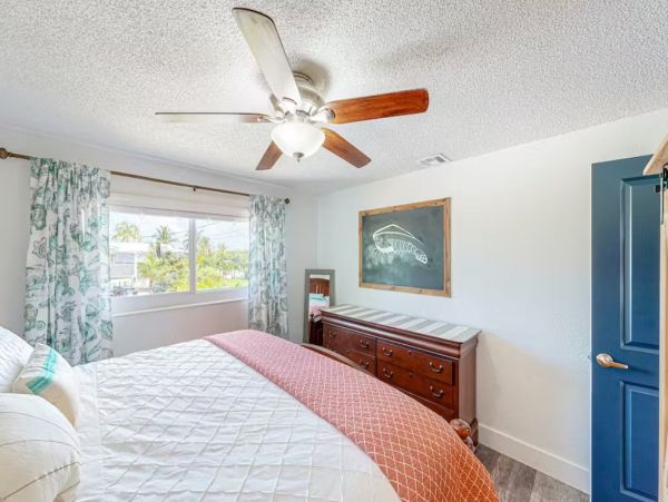 Marathon Canal Front Four Bedroom Vacation Rental with Private Pool