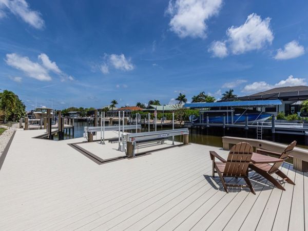 Waterfront Vacation Rental - Luxury Coastal Home with Pool & Hot Tub
