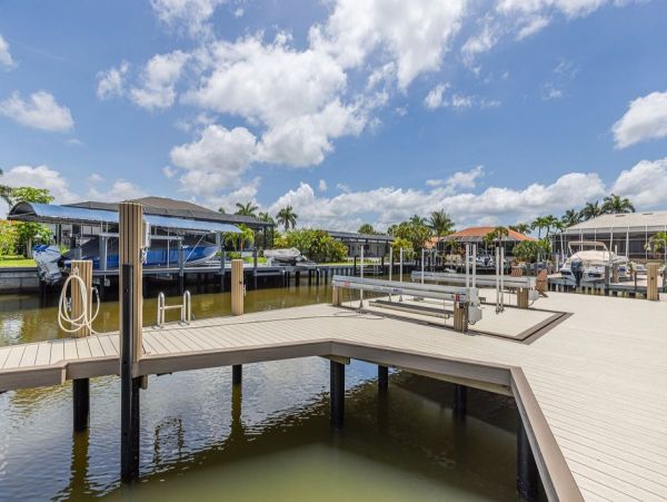 Waterfront Vacation Rental - Luxury Coastal Home with Pool & Hot Tub