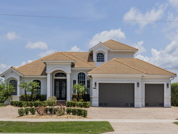 Waterfront Vacation Rental - Luxury Coastal Home with Pool & Hot Tub