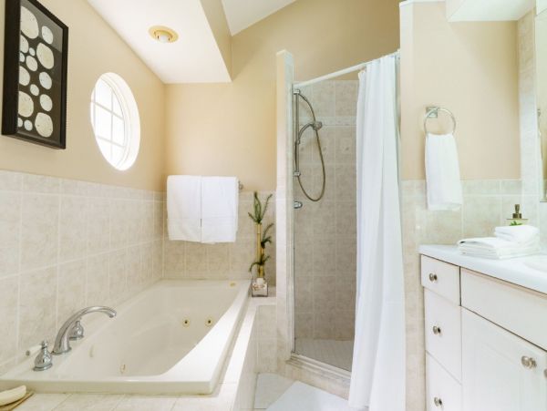 Comfortable Three Bedroom Vacation Rental in Sarasota