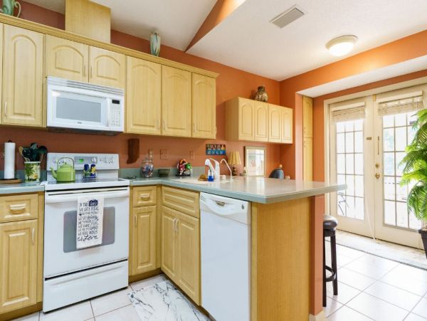 Comfortable Three Bedroom Vacation Rental in Sarasota