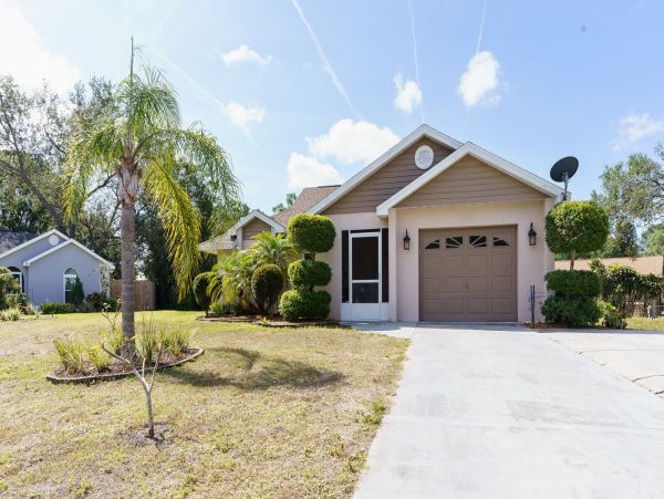 Comfortable Three Bedroom Vacation Rental in Sarasota