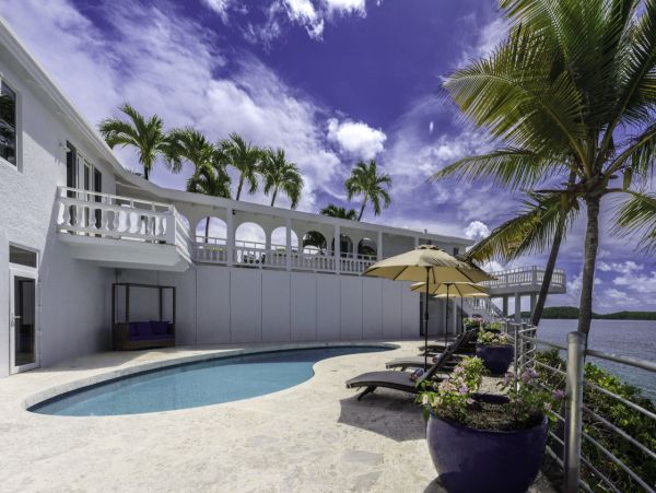 Oceanfront St. Thomas Vacation Pool Home Five Bedroom